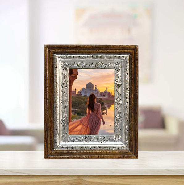 Wood Carved Vintage Photo Frame (GD1569)