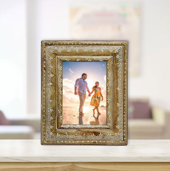 Wood Carved Vintage Photo Frame (GD1526)