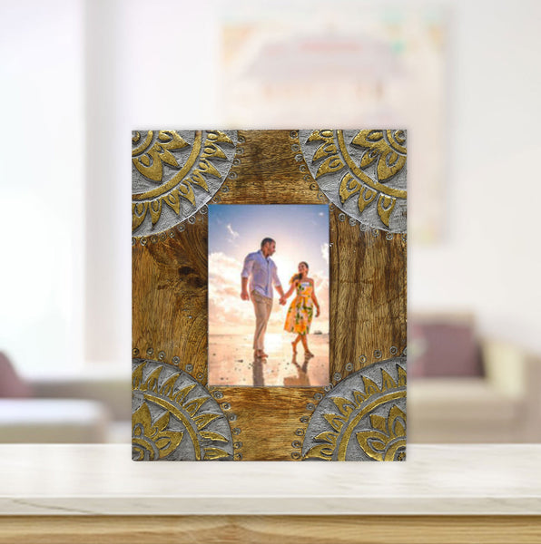 Wood Carved Antique Photo Frame (GD1531)