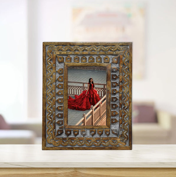 Wood Carved Vintage Photo Frame (GD1528)