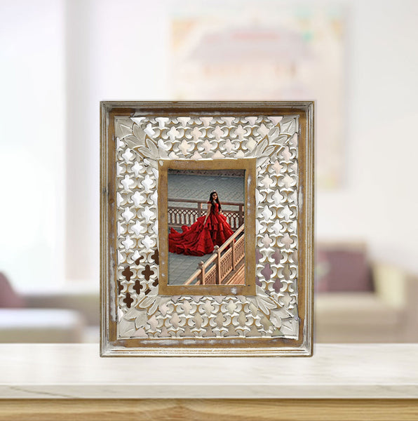 Wood Carved Antique Photo Frame (GD1554)