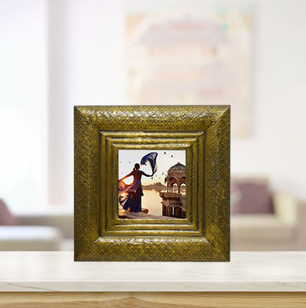 Wood Carved Antique Photo Frame (GD1518)