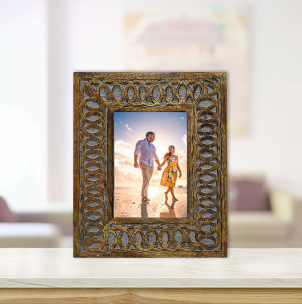 Wood Carved Vintage Photo Frame (GD1534)