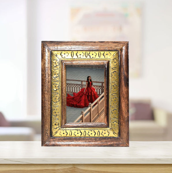 Wood Carved Vintage Photo Frame (GD1529)